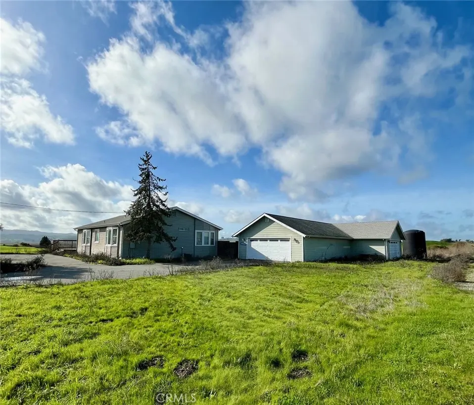 4867 Lakeville, Petaluma, CA — listing photo 1