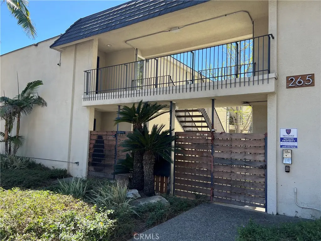 Residential Lease for rent at 265 N Oakland Avenue 1, Pasadena, Los Angeles County, CA featuring 1 bed and 1 bath