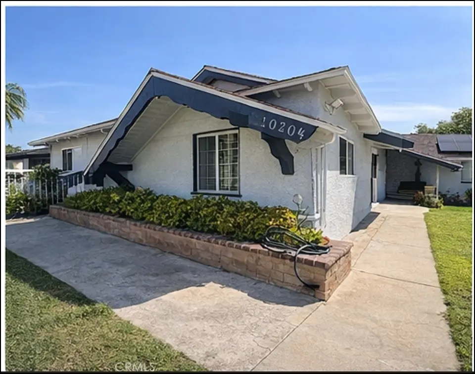 10204 Gerald Avenue, North Hills, CA — listing photo 1