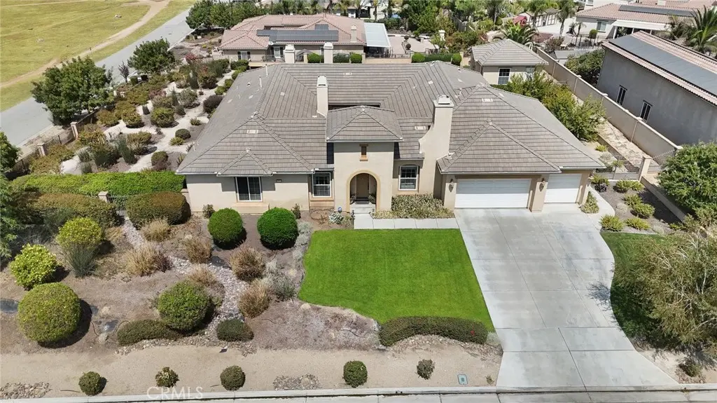 Single Family Residence for sale at 889 Highridge, Riverside, CA featuring 5 beds and 5 baths
