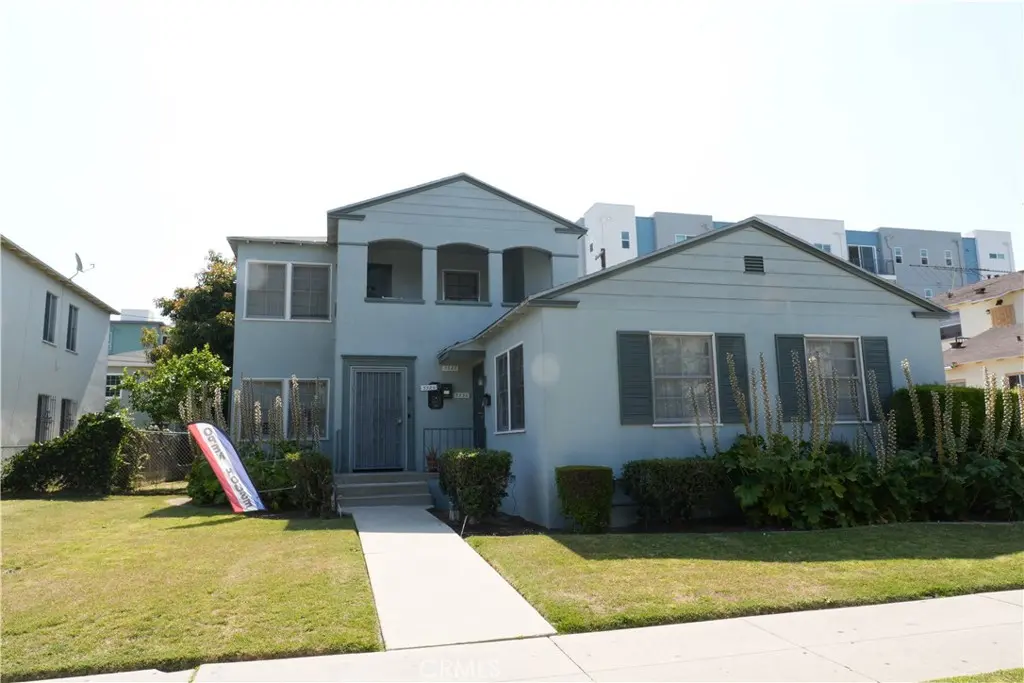 Triplex for sale at 3526 Farmdale, Los Angeles, CA
