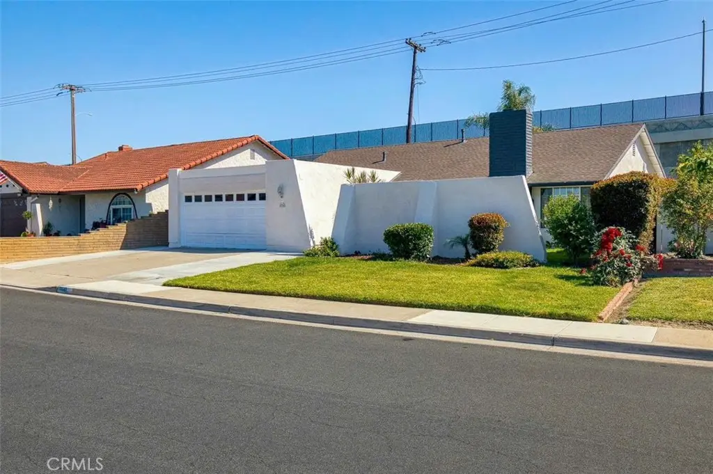 Single Family Residence for sale at 10342 La Despensa Ave, Fountain Valley, CA featuring 4 beds and 2 baths