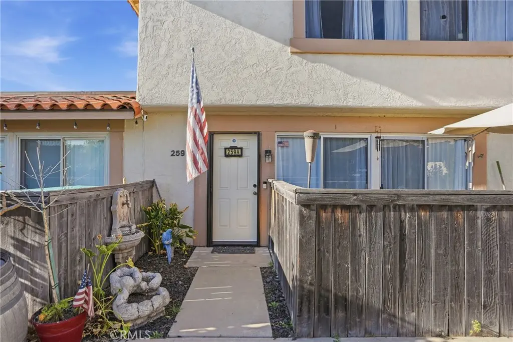 259 Burton Mesa A, Vandenberg Village, CA — listing photo 1