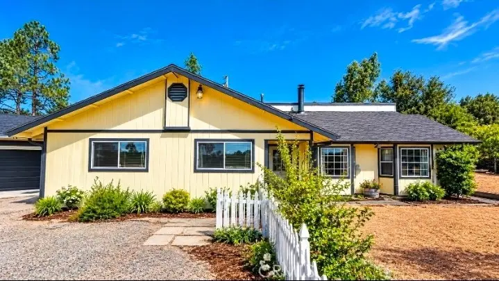 46535 Eastwood S, Oakhurst, CA — listing photo 1