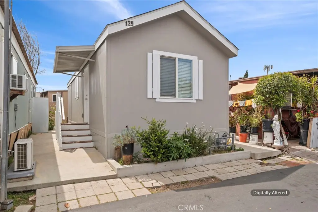 7650 Balboa Boulevard 129, Van Nuys, CA — listing photo 1