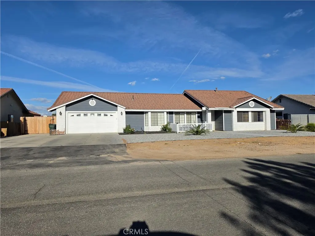13502 Cuyamaca Road, Apple Valley, CA — listing photo 1