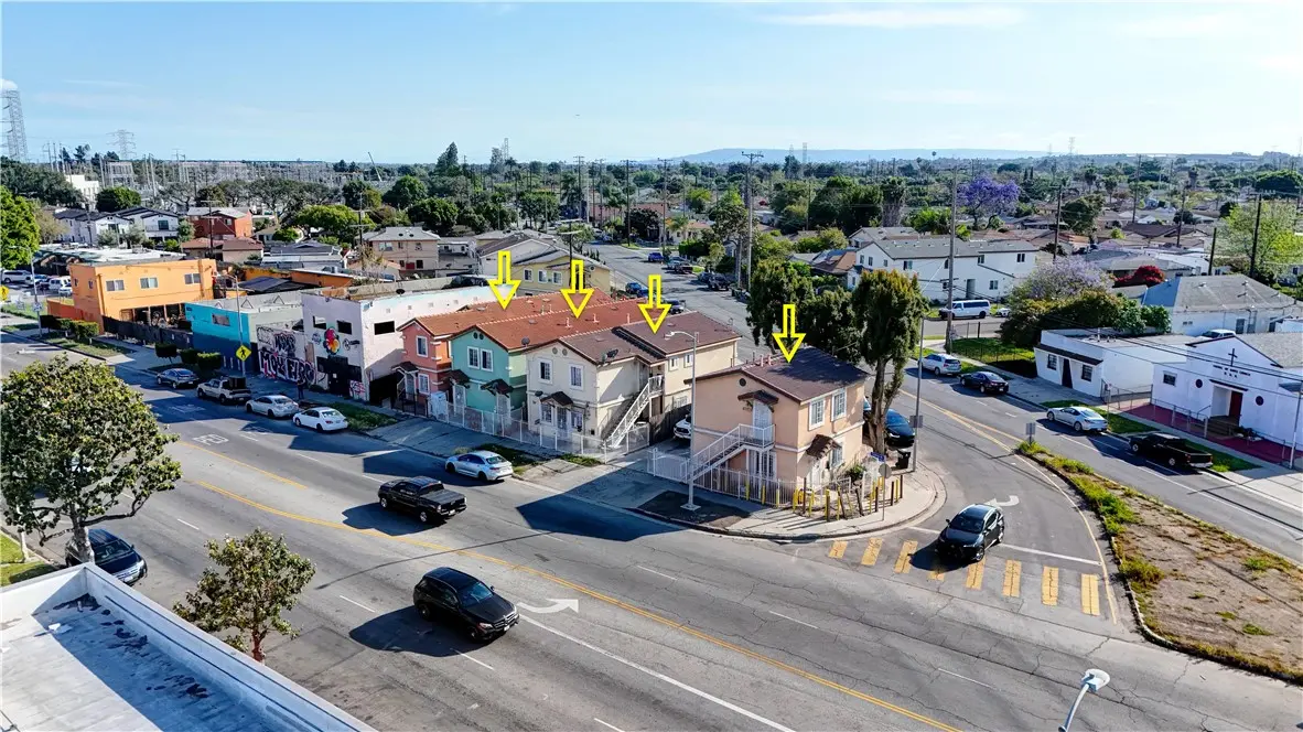 Duplex for sale at 9207 S Central, Los Angeles, CA