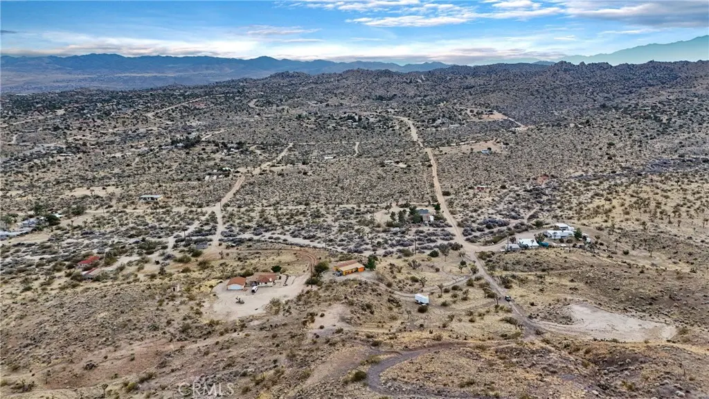 5 AC Redding, Yucca Valley, CA — listing photo 1