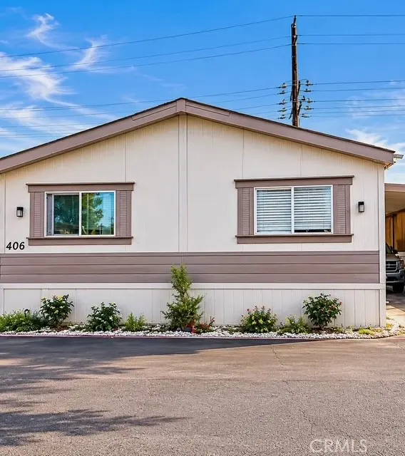 20401 Soledad Canyon Road 406, Canyon Country, CA — listing photo 1