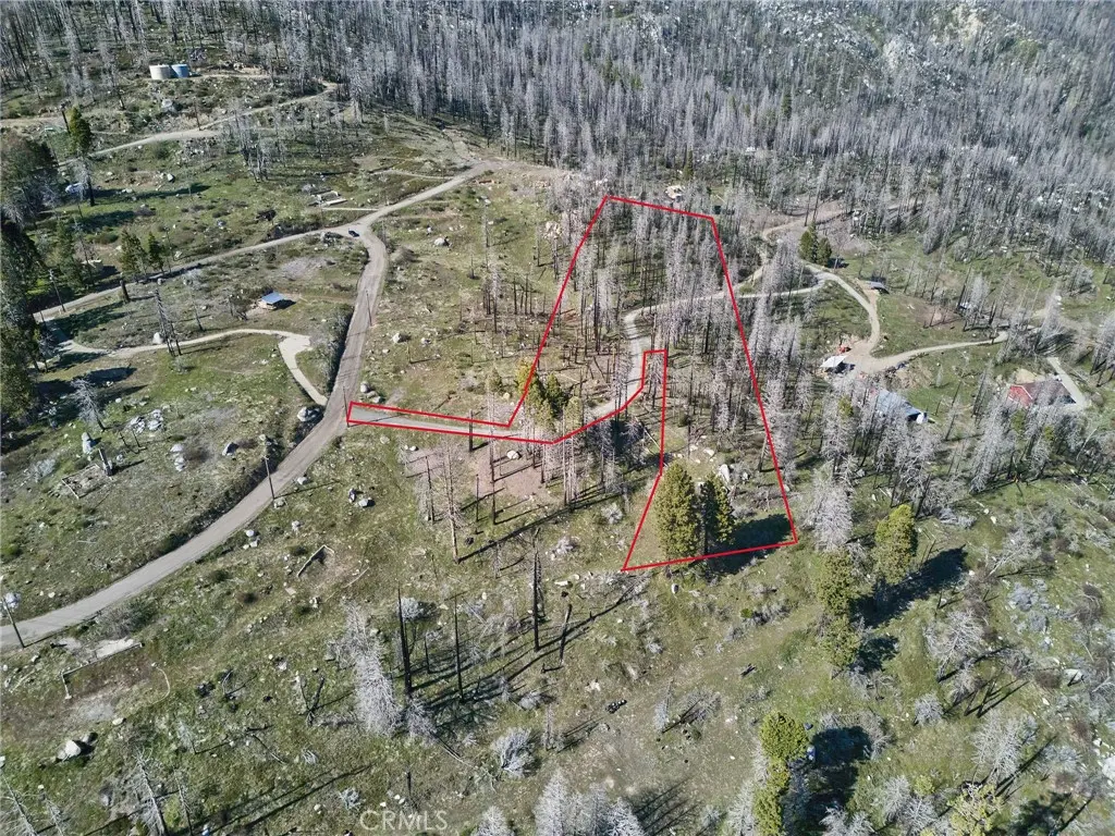 7000 Pine View Drive, Springville, CA — listing photo 1