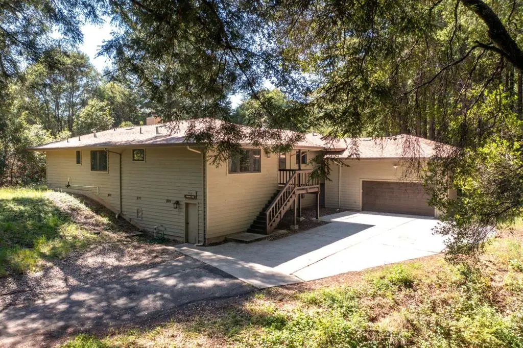 300 Winona Way, Aptos, CA — listing photo 1