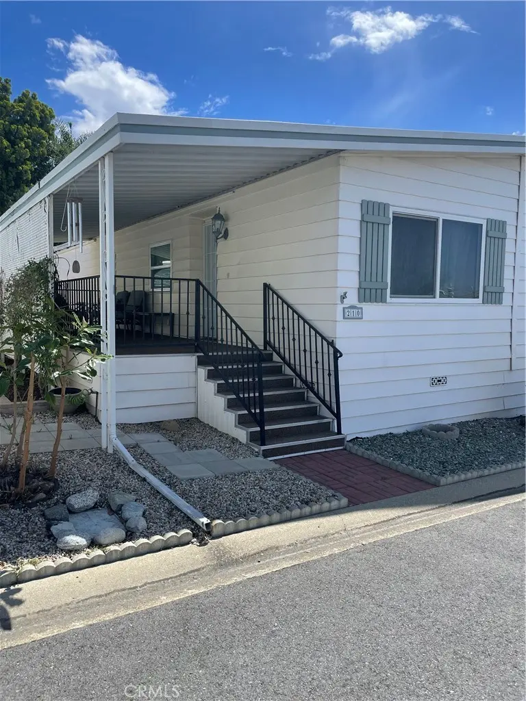 3800 Bradford 210, La Verne, CA — listing photo 1