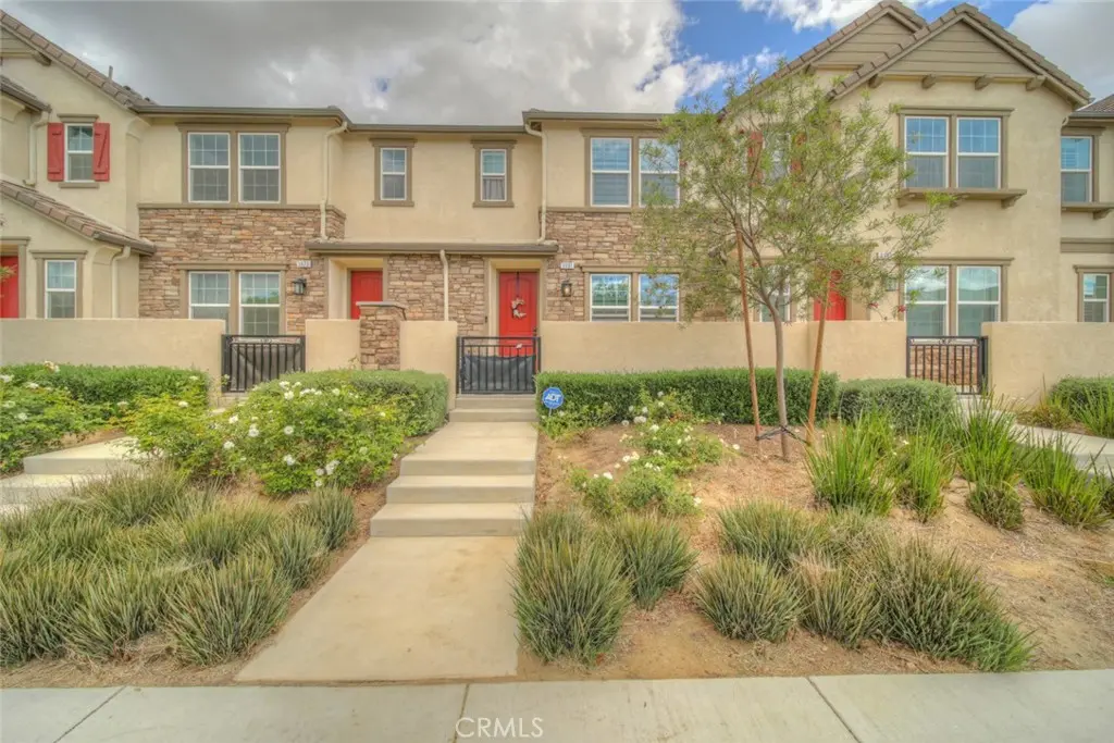 3981 E Huntington, Ontario, CA — listing photo 1