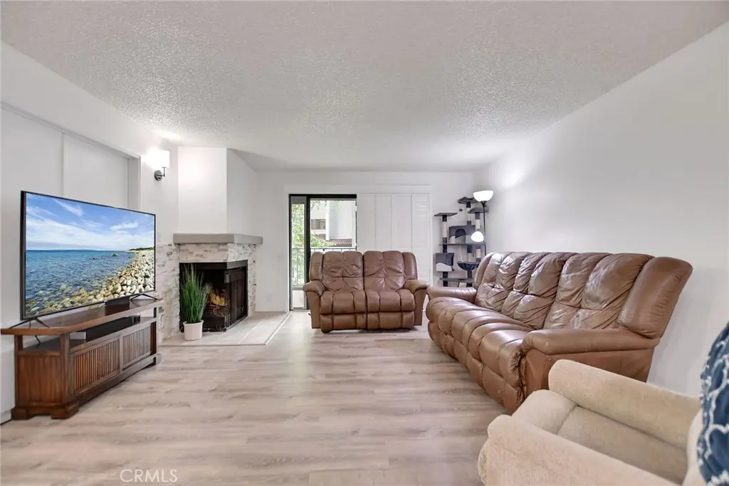 254 E Fern Avenue 107, Redlands, CA — listing photo 1