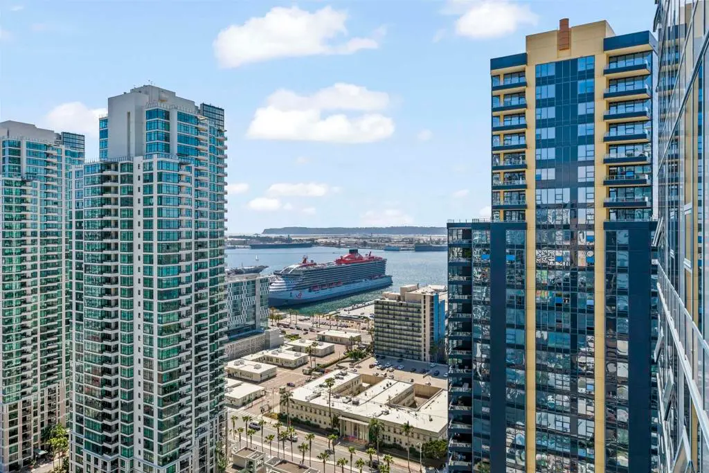 Condominium for sale at 1388 Kettner 2706, San Diego, CA featuring 2 beds and 2 baths