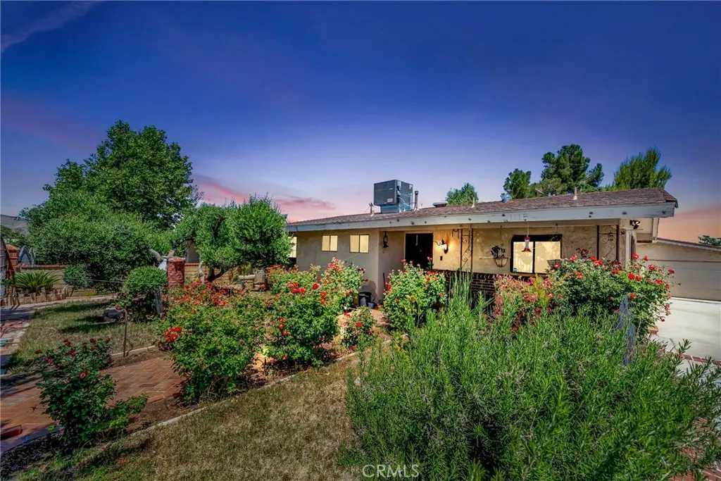 1617 Elizabeth Lake, Palmdale, CA — listing photo 1