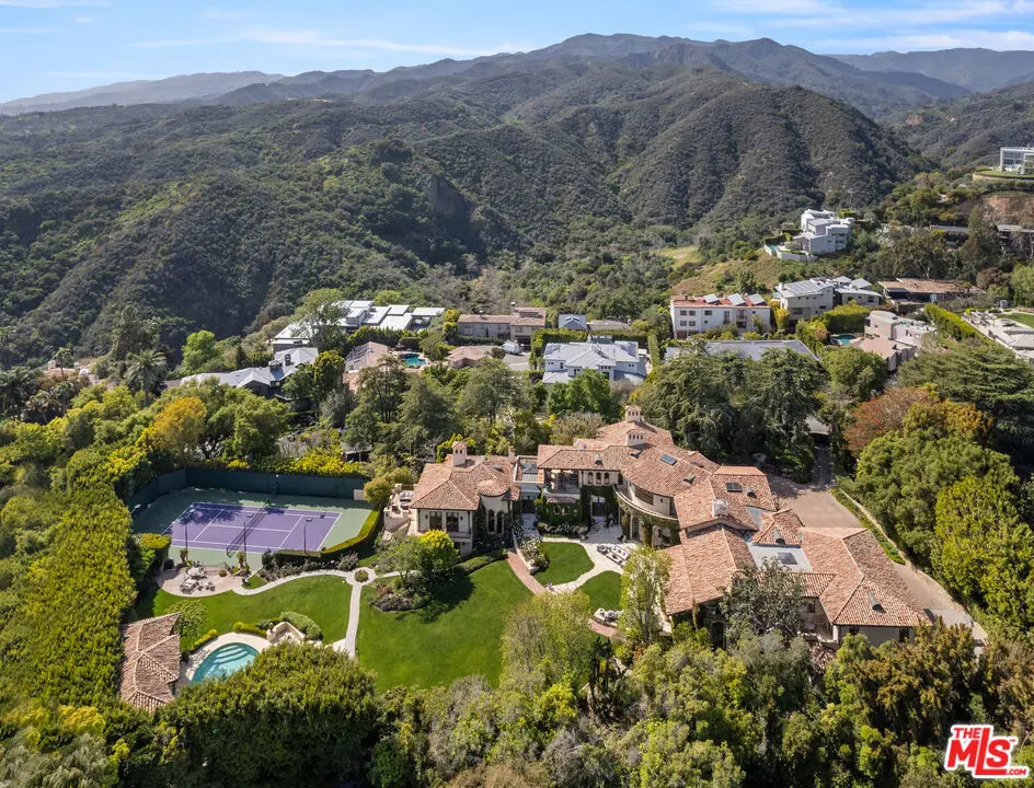 1550 Amalfi Drive, Pacific Palisades, CA — listing photo 1