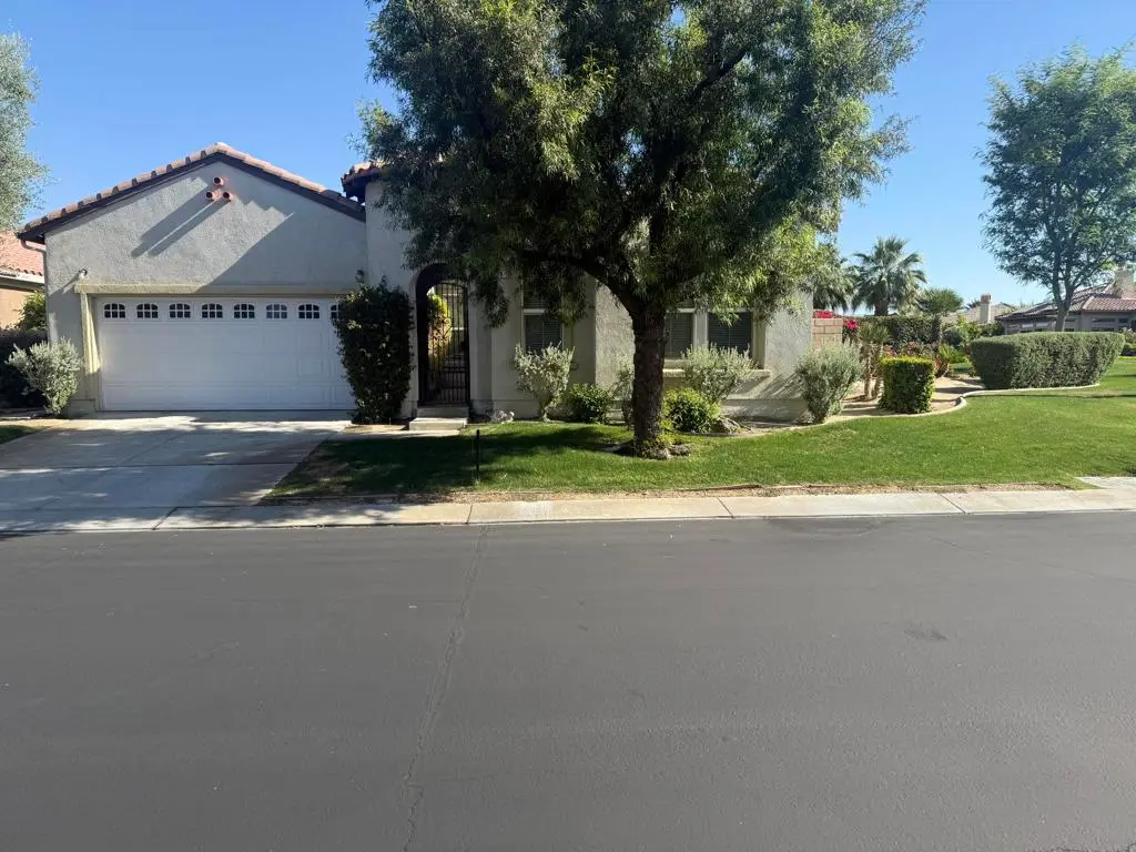 Single Family Residence for rent at 59 Shoreline Drive, Rancho Mirage, CA featuring 3 beds and 4 baths