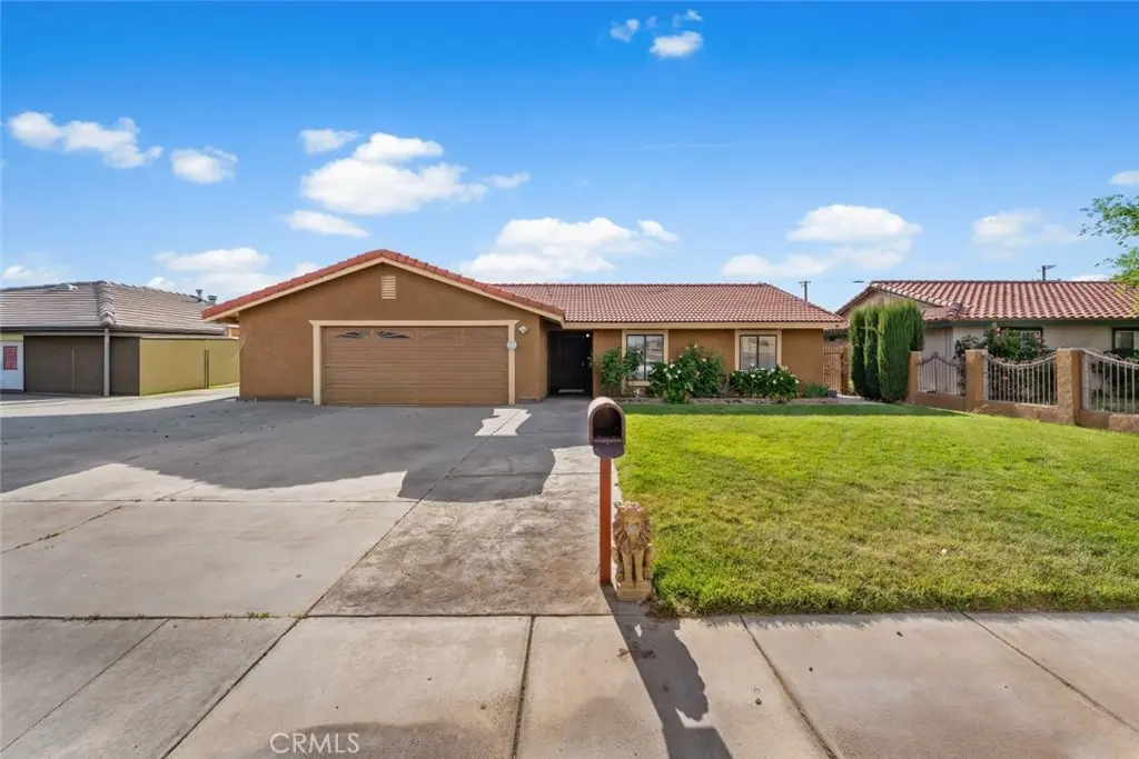 2601 Dixie Street, Rosamond, CA — listing photo 1