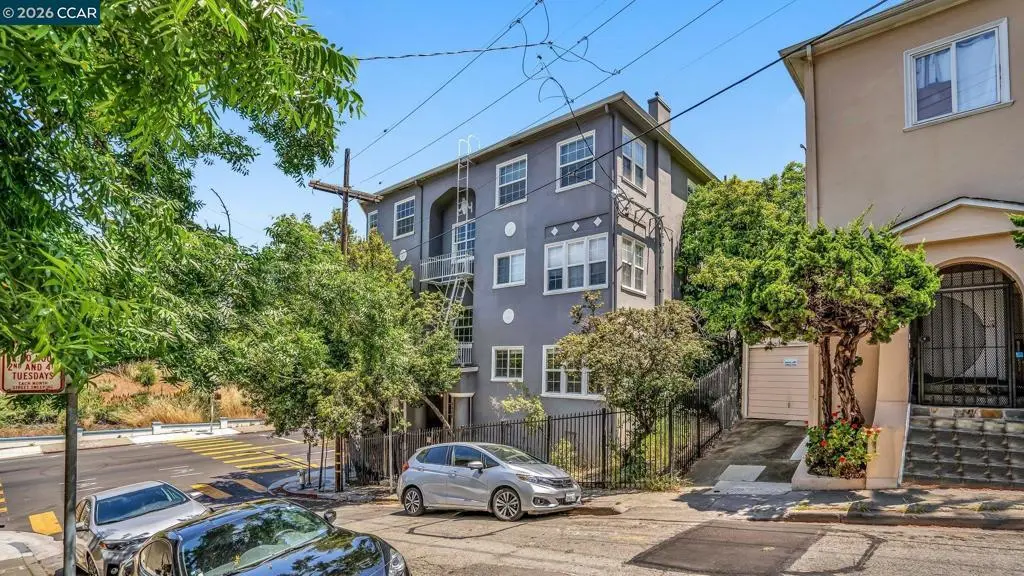 Residential Income for sale at 1000 E 33rd St, Oakland, CA