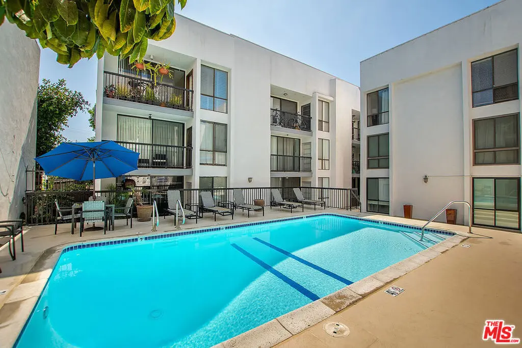 906 N Doheny Drive 510, West Hollywood, CA — listing photo 1