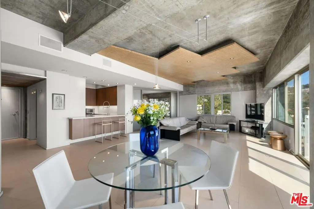 Condominium for sale at 7135 Hollywood Boulevard 1210, Los Angeles, CA featuring 2 beds and 2 baths