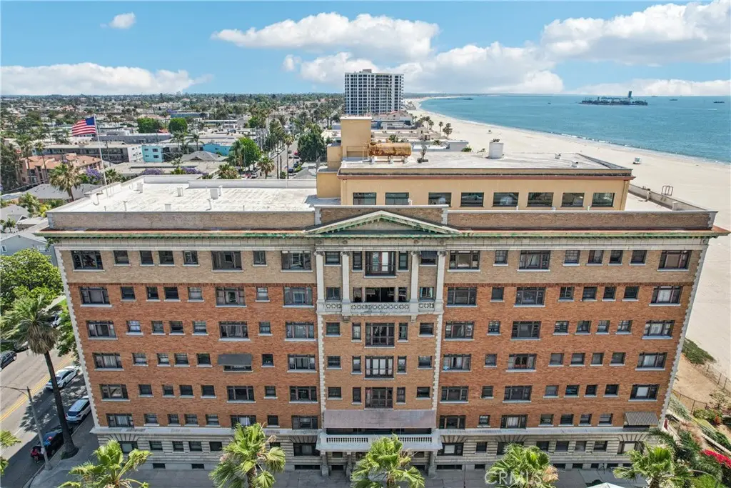Condominium for sale at 1030 E Ocean Blvd 401, Long Beach, CA featuring 1 bed and 1 bath