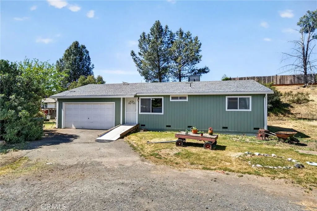 2888 Meadow Creek, Clearlake Oaks, CA — listing photo 1
