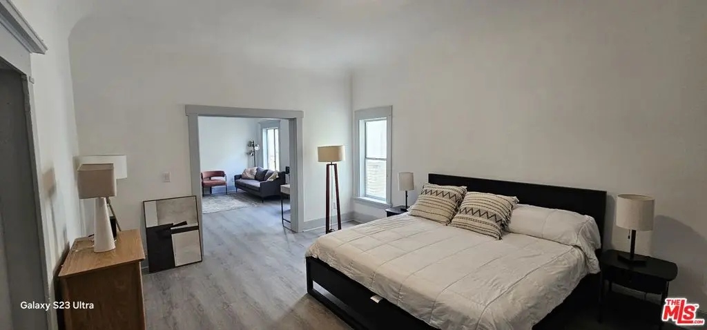 Residential Lease for rent at 1604 W Pico Boulevard, Los Angeles, Los Angeles County, CA featuring 1 bed and 2 baths