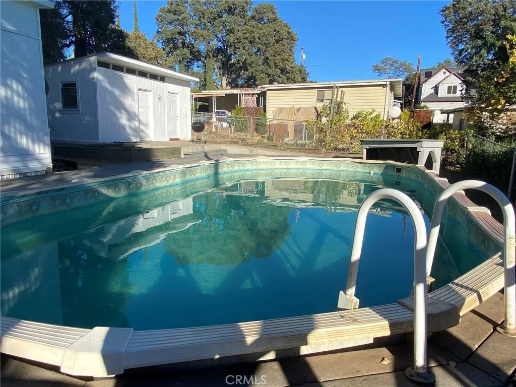 5595 Huron Avenue, Clearlake, CA — listing photo 1