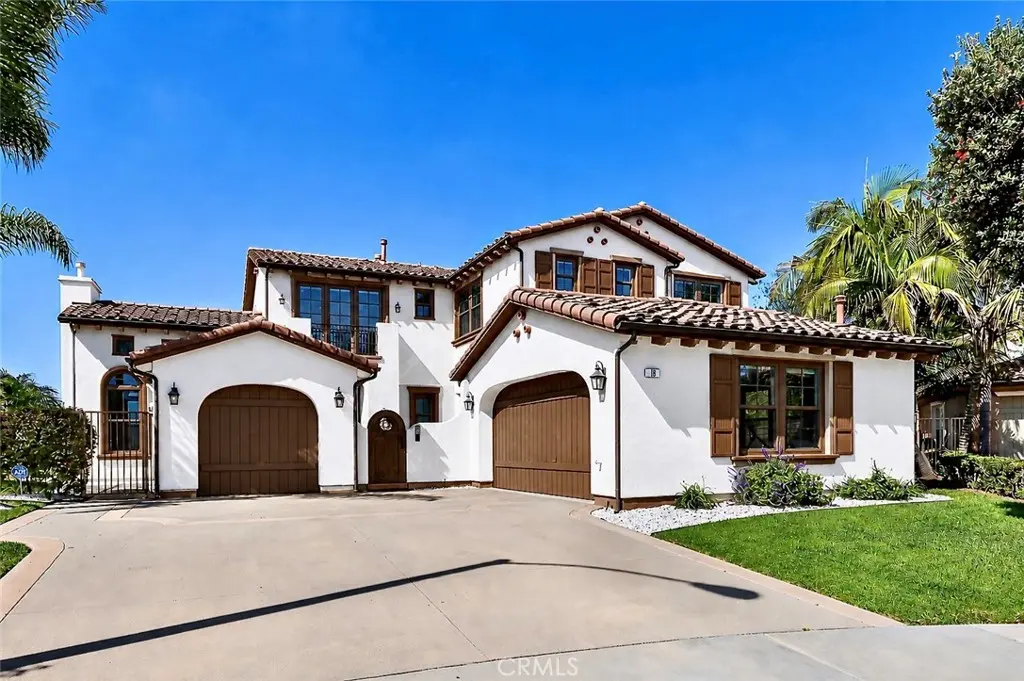 Single Family Residence for sale at 18 Via Cima, San Clemente, CA featuring 5 beds and 5 baths