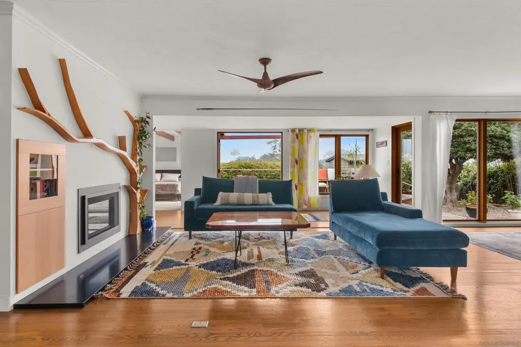 Single Family Residence for rent at 541 Tarento Dr, San Diego, CA featuring 3 beds and 2 baths