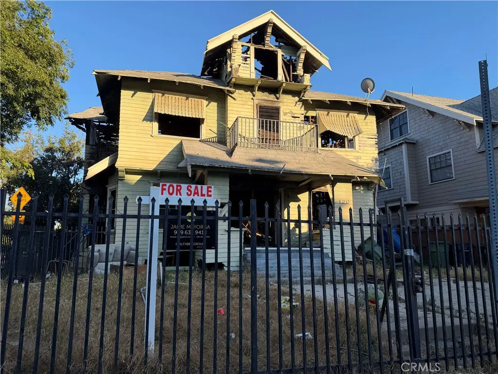 Quadruplex for sale at 1230 S Bonnie Brae, Los Angeles, CA
