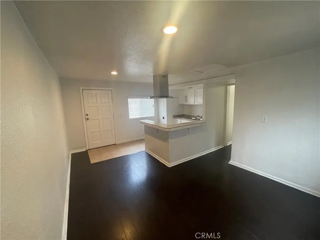 Single Family Residence for rent at 4605 Arlington 1/2, Los Angeles, CA featuring 2 beds and 1 bath