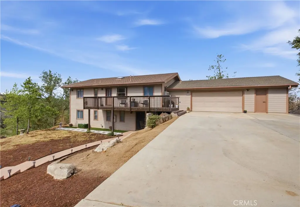 Single Family Residence for sale at 26201 Cumberland, Tehachapi, CA featuring 4 beds and 3 baths
