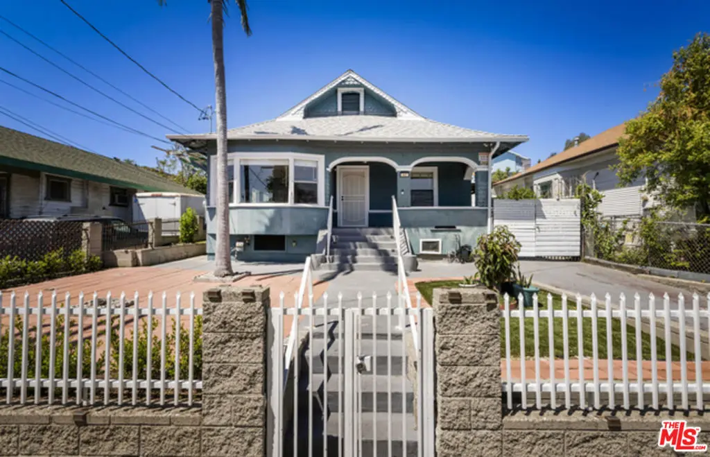 Residential Income for sale at 547 N St Louis Street, Los Angeles, CA featuring 6 beds and 4 baths
