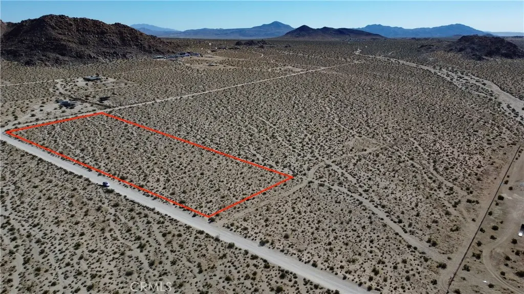 777 Peffer Lane, Lucerne Valley, CA — listing photo 1