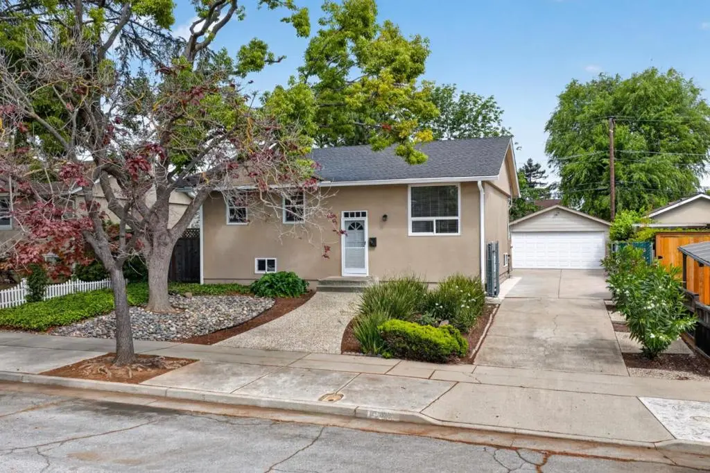 Single Family Residence for sale at 3911 Via Milano, Campbell, CA featuring 4 beds and 2 baths
