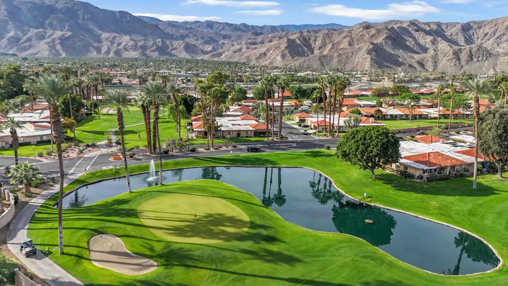 Condominium for rent at 17 Lugo Drive, Rancho Mirage, CA featuring 3 beds and 2 baths