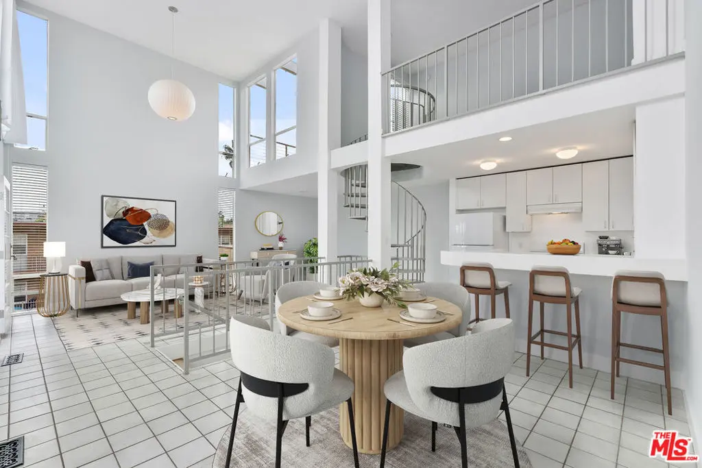 110 Fleet Street, Marina Del Rey, CA — listing photo 1