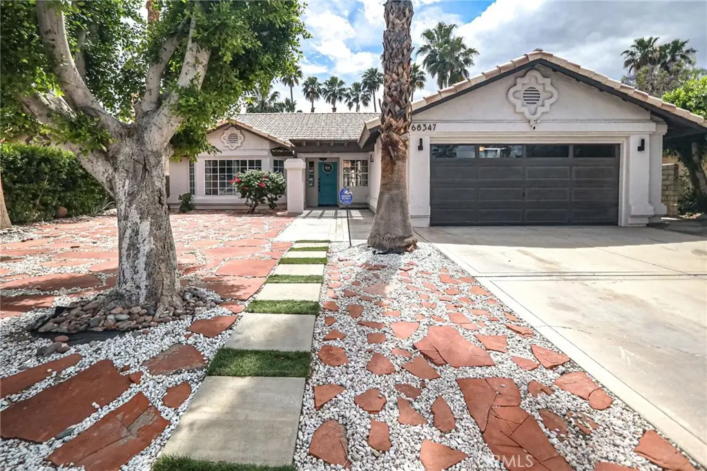 Residential Lease for rent at 68347 Descanso, Cathedral City, Riverside County, CA featuring 3 beds and 2 baths