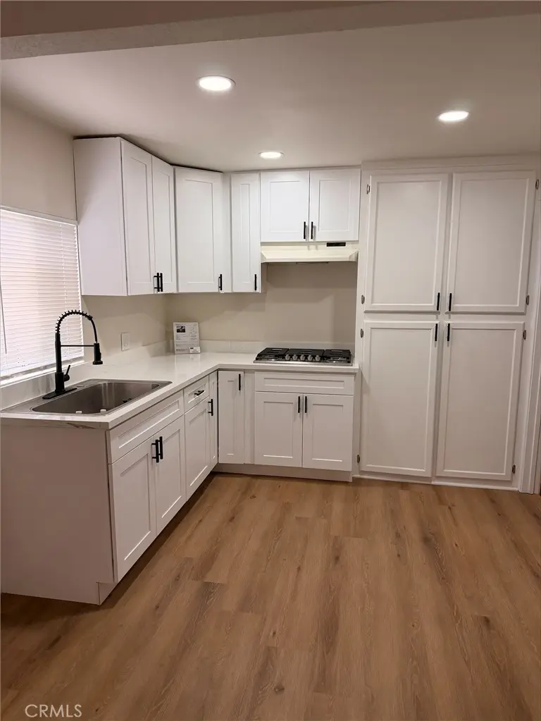 10255 California, South Gate, CA — listing photo 1