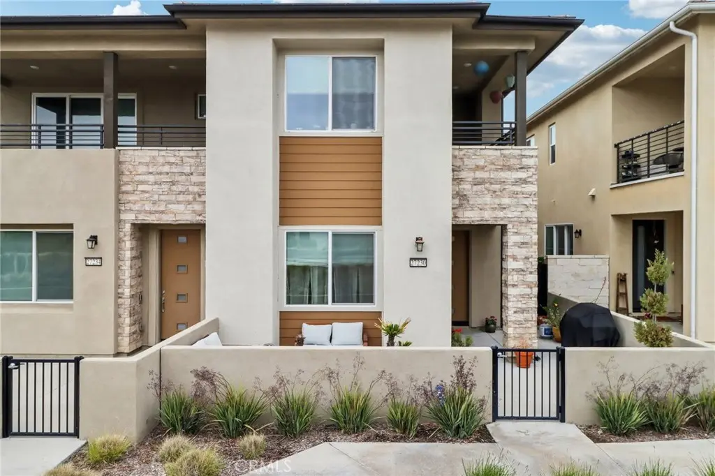 27230 Red Willow Court, Valencia, CA — listing photo 1