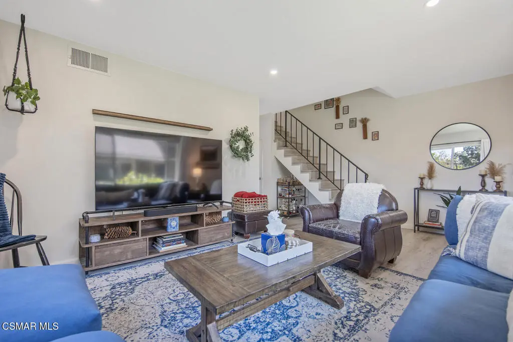 2647 La Paloma Circle, Thousand Oaks, CA — listing photo 1