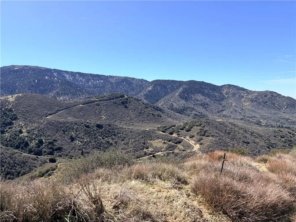 23320 Constance, Tehachapi, CA — listing photo 1