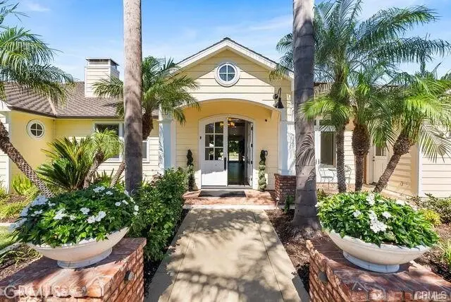 Residential Lease for rent at 11581 Arroyo Avenue, Santa Ana, Orange County, CA featuring 4 beds and 6 baths