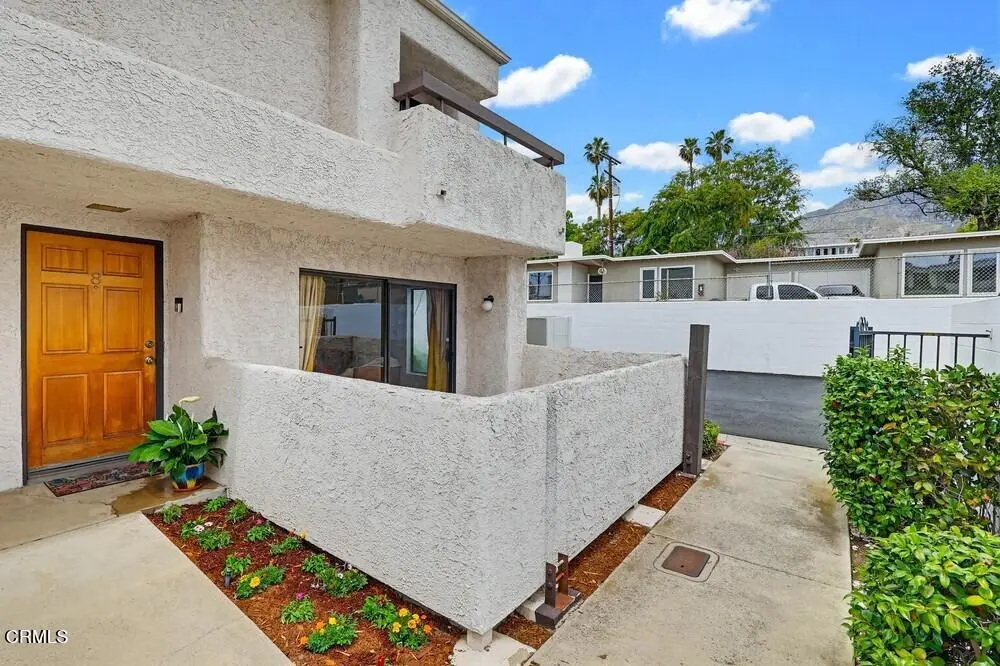 2680 Lake Avenue 8, Altadena, CA — listing photo 1
