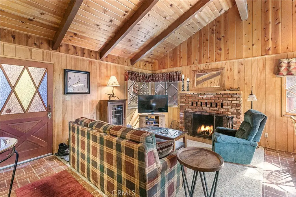 748 Lake, Lake Arrowhead, CA — listing photo 1