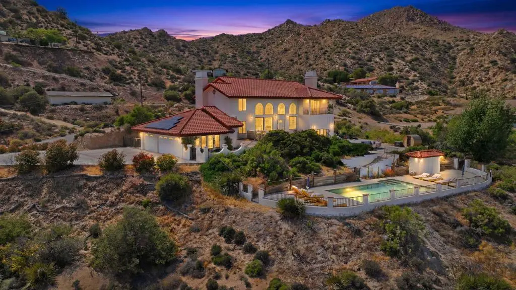 53806 Ridge Road, Yucca Valley, CA — listing photo 1
