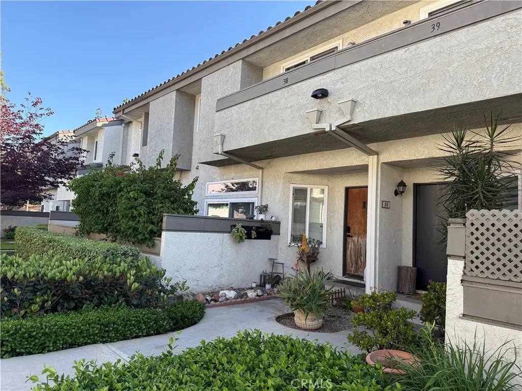 38 Brownfield Lane, Pomona, CA — listing photo 1